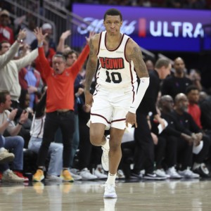 开云在线-1.22亿续约！史密斯练成肌肉人，斯通分析透彻，火箭不会浪费探花